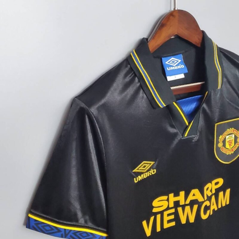 Manchester United Maillot Rétro 93/95 – Image 3