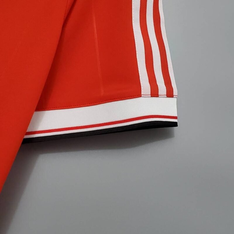 Manchester United Maillot Rétro 83/84 – Image 2