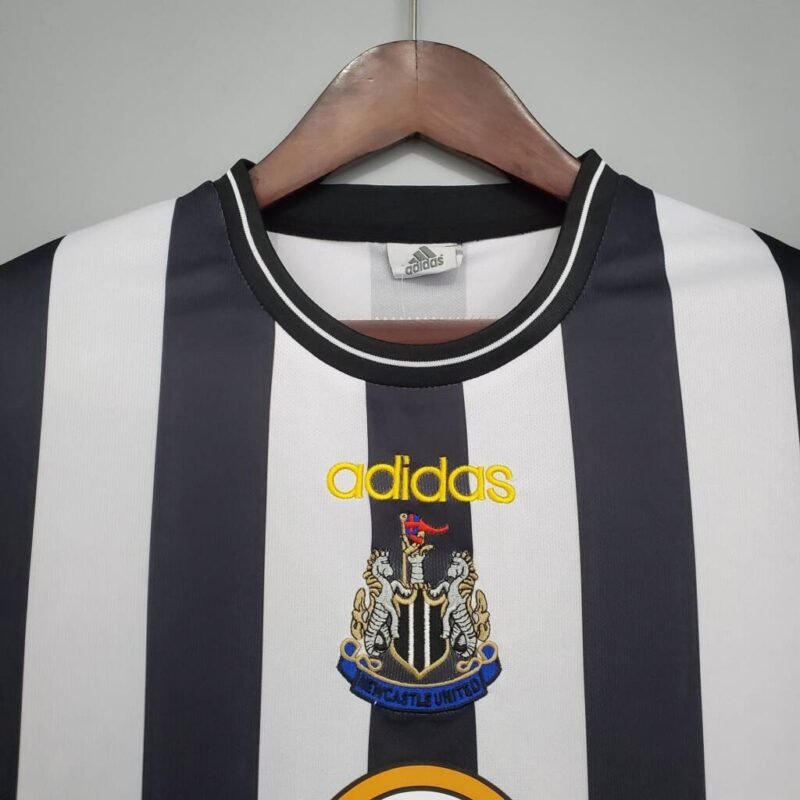 Newcastle Maillot Rétro 97/99 – Image 5