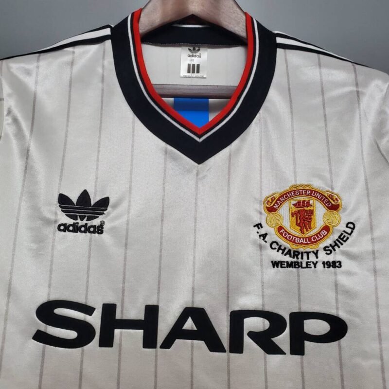 Manchester United Maillot Rétro 1983 – Image 2