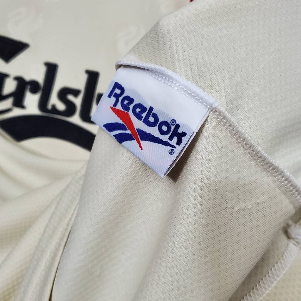 Liverpool Maillot Rétro 96/97 – Image 4