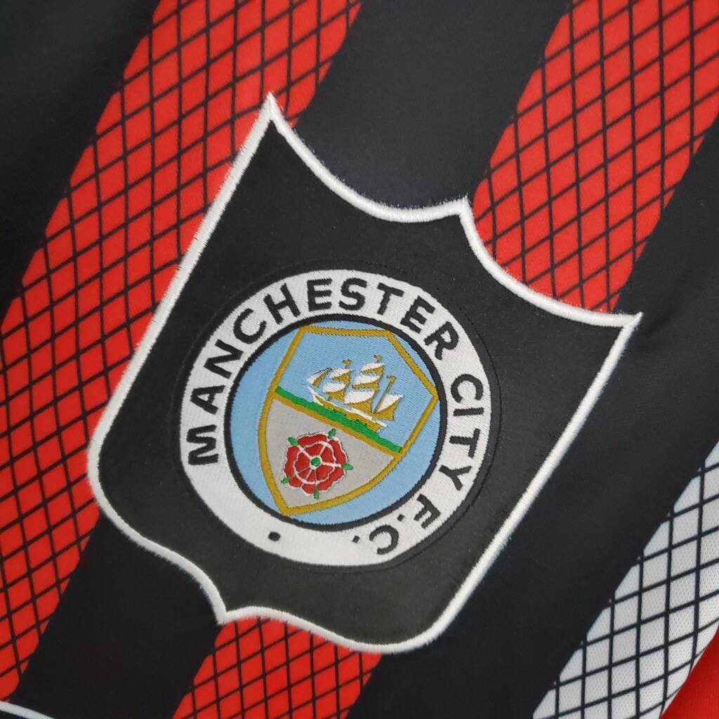 Manchester City Maillot Rétro 94/96 – Image 3