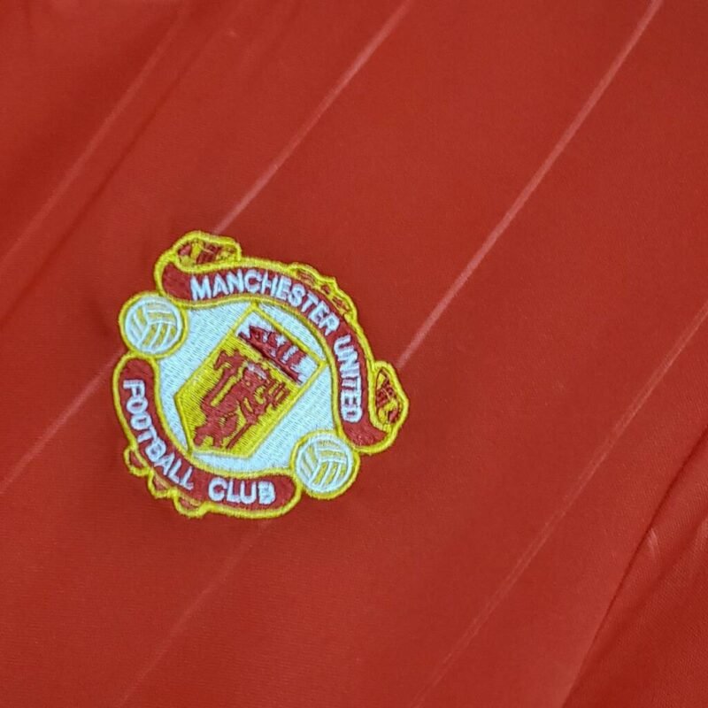 Manchester United Maillot Rétro 83/84 – Image 7
