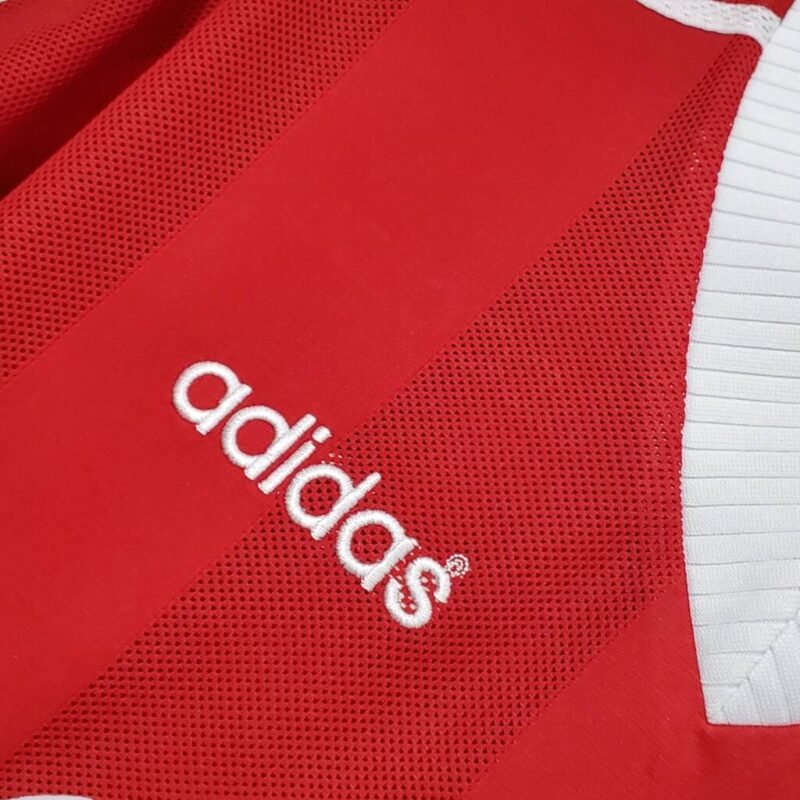 Liverpool Maillot Rétro 1996/1997 – Image 5