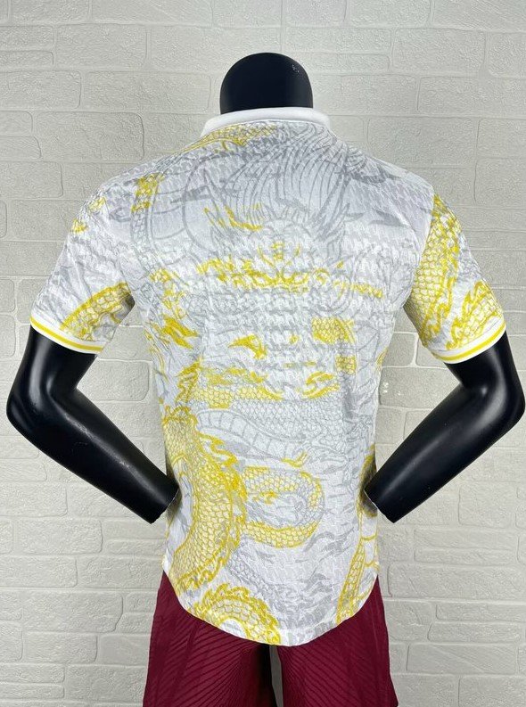 Real Madrid Maillot Concept 25/26 – Version Player – Image 2