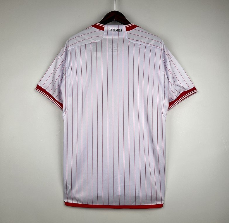 Benfica Maillot Concept 23/24 – Image 2